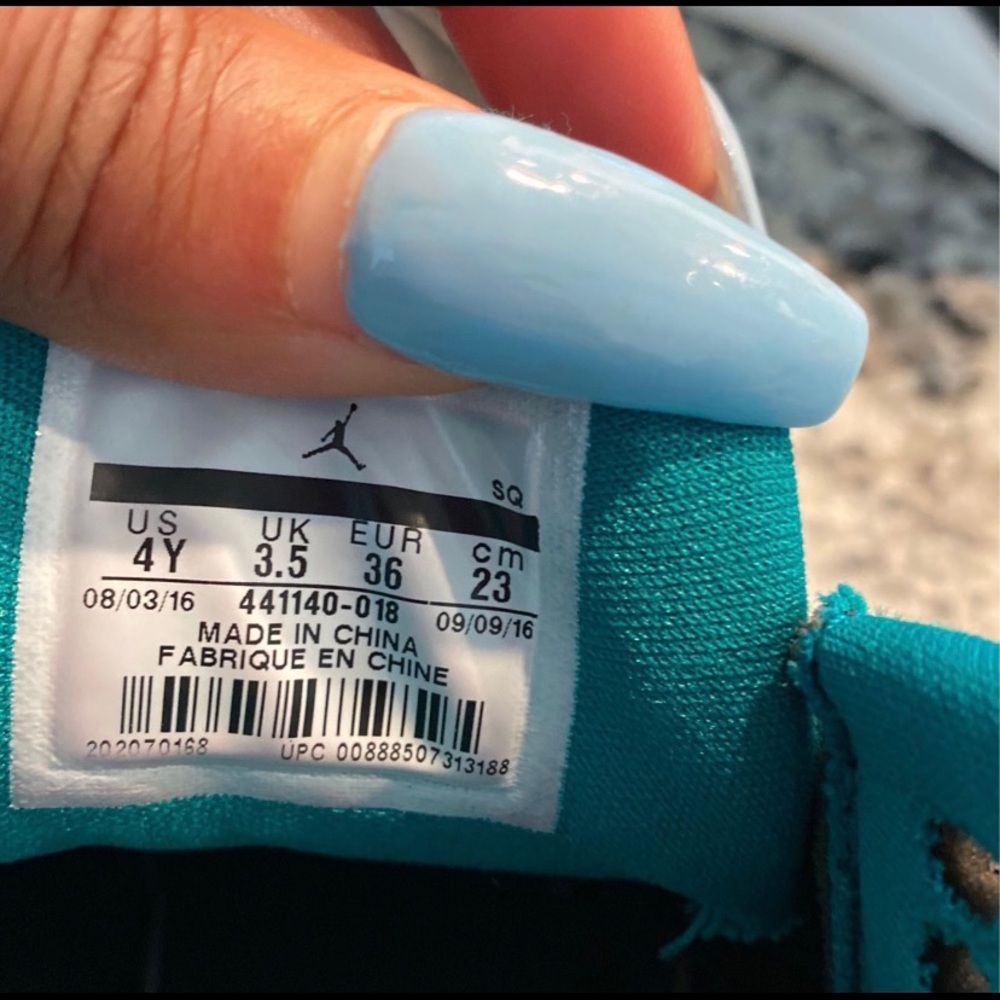Jordan 3’s - Picture 4 of 4